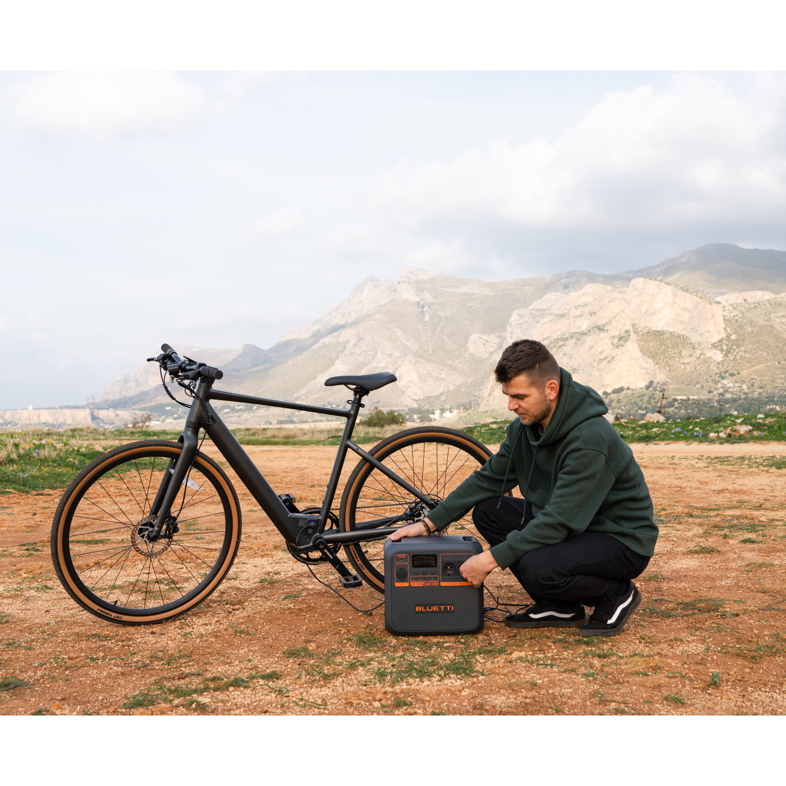 پاور استیشن قابل حمل 1800 وات ظرفیت 1440 وات ساعت بلوتی مدل AC180P - Image 19